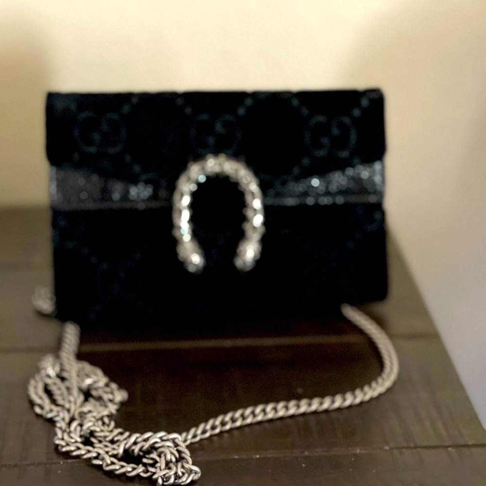 Mini Gucci logo bag